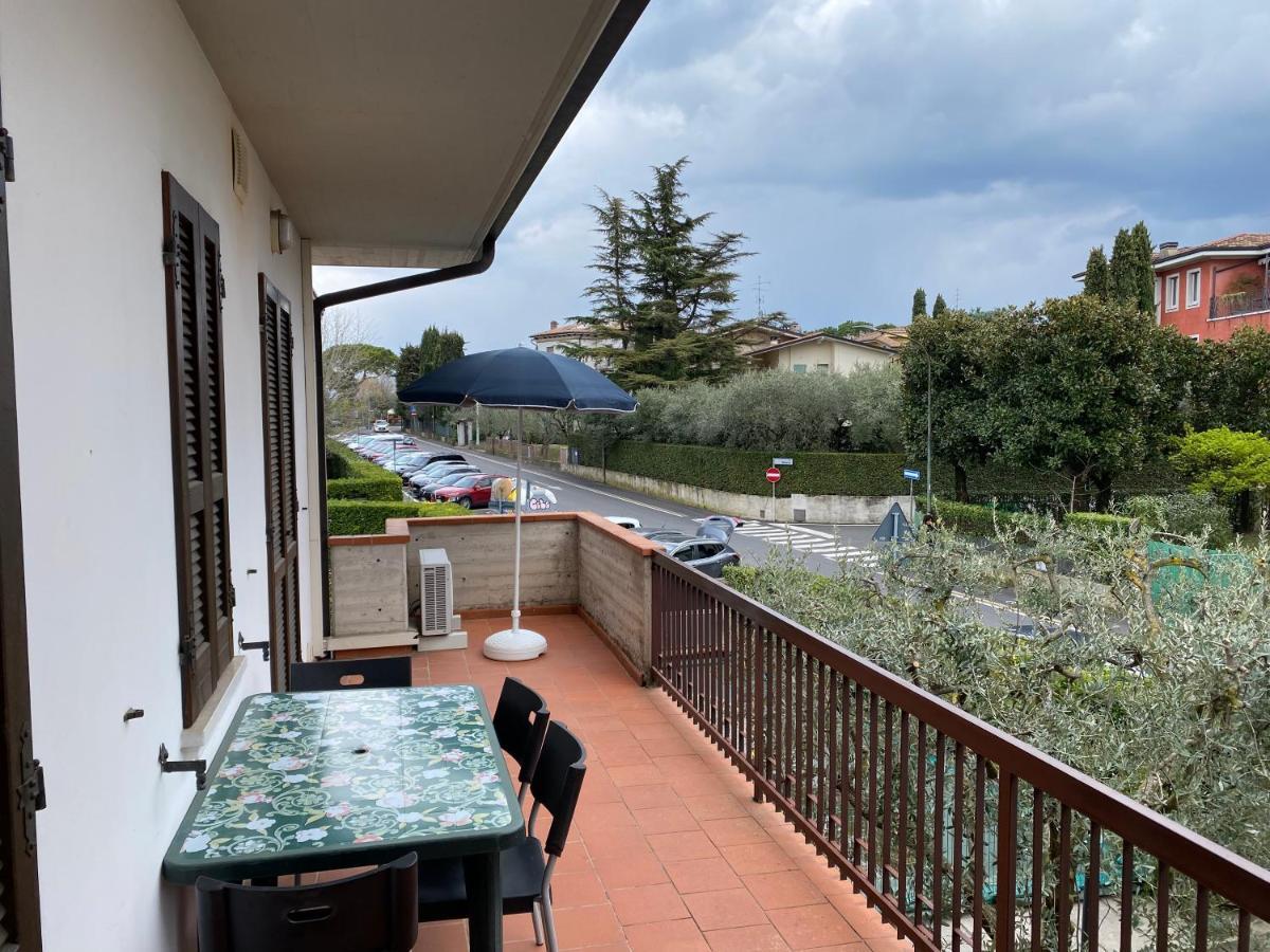 Free Parking - Blue Apartment Vicino Al Centro Sirmione Exterior photo